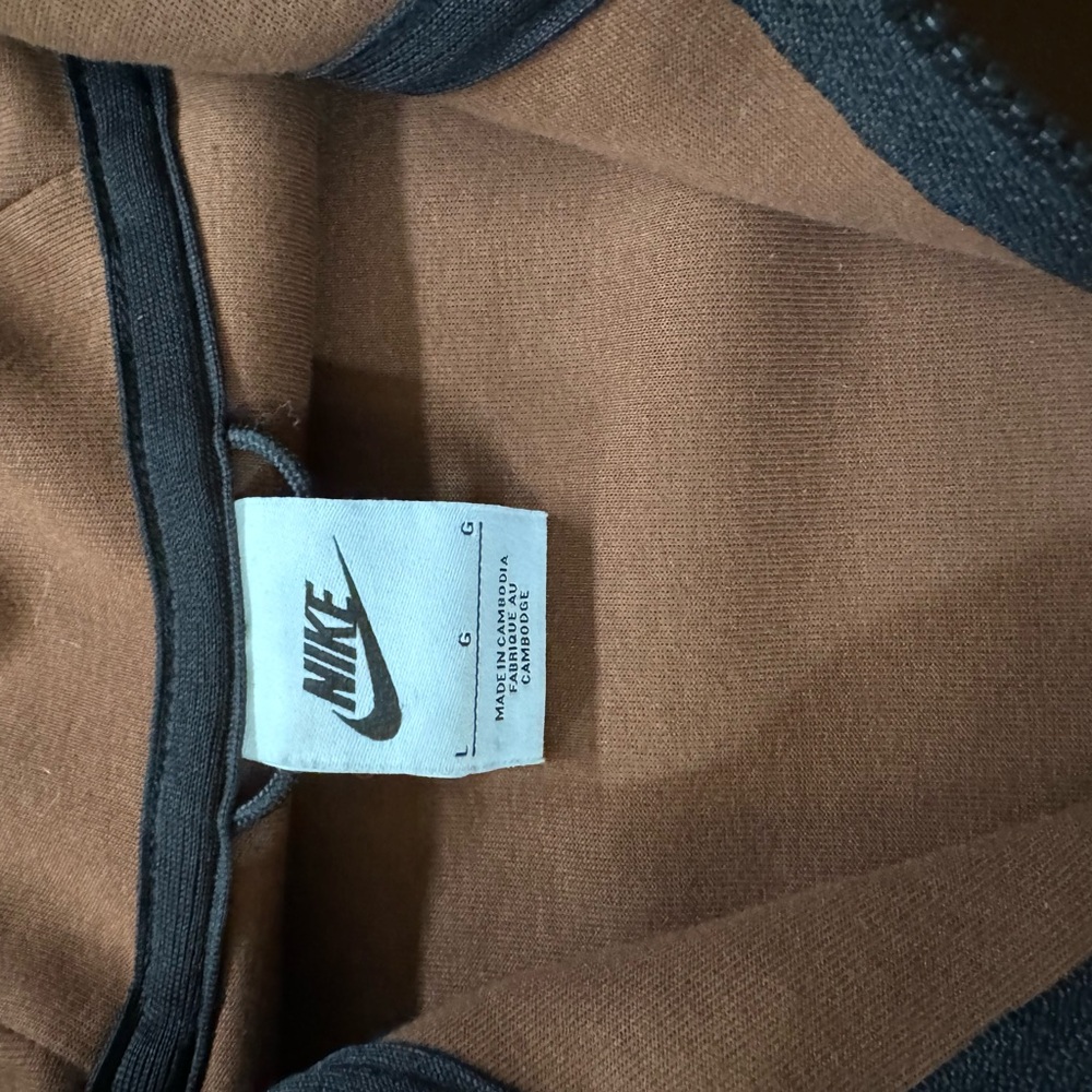 Nike tech zip up, Large